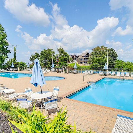 Gatlinburg Vacation Rental Balcony With Hot Tub! Экстерьер фото