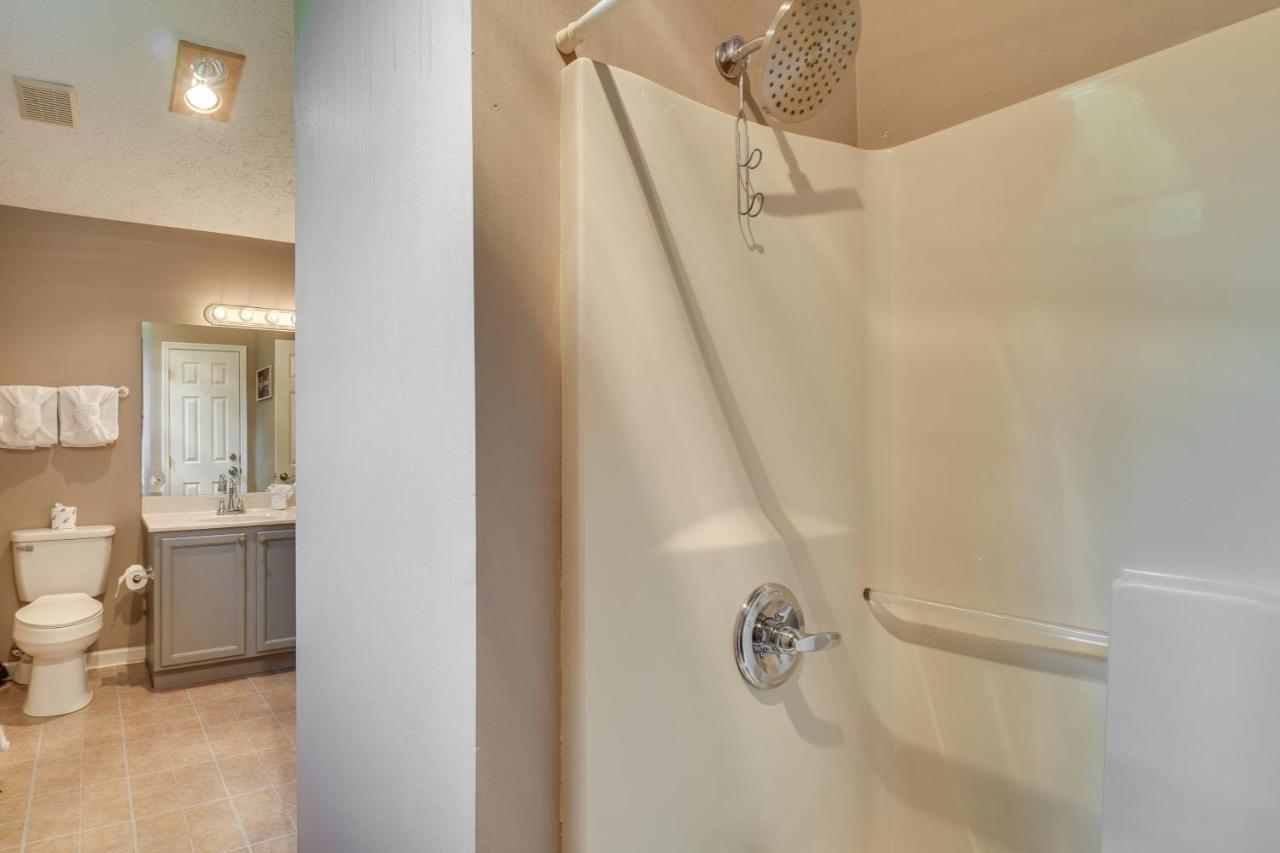 Gatlinburg Vacation Rental Balcony With Hot Tub! Экстерьер фото